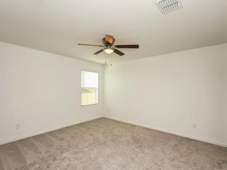 2213 La Vista Ln — Photo 11