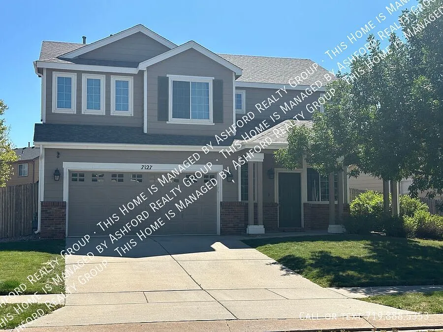 3 bed, 2.5 bath, 1839 sqft, $2,175 — Photo 2