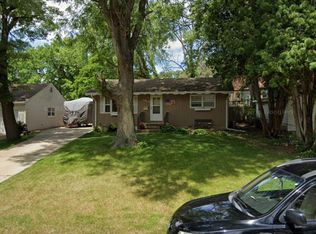 1914 Madison St, Cedar Falls, IA 50613