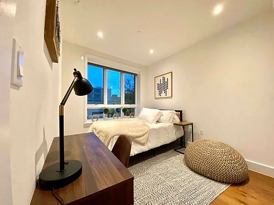 Rented by MAPT Residential LLC | media 16