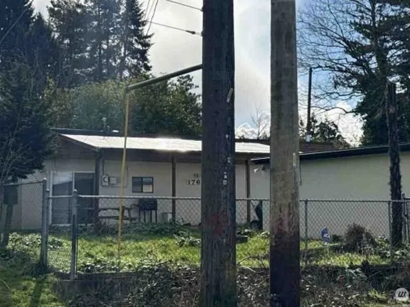 1766 S 35th Street Ct, Tacoma, WA 98418