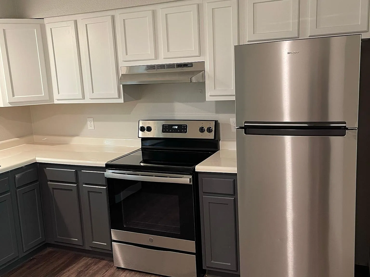2 bed, $1,588 — Photo 2