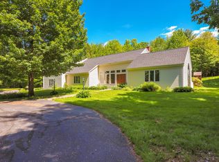 44 Pond Rd, Manchester, ME 04351