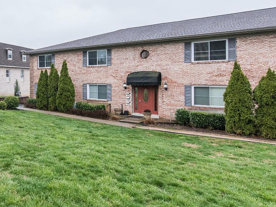 1st image of 828 Malabu Dr APT 302