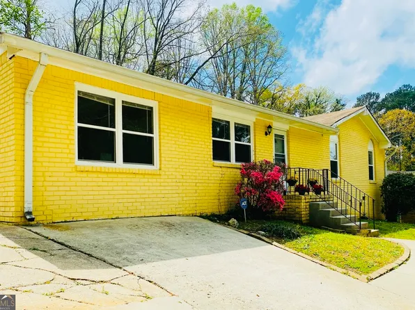 4554 Saint Andrews Dr SW, Atlanta, GA 30331