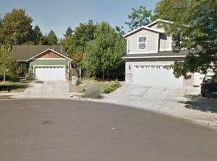 2216 Mickie Dr, Lebanon, OR 97355