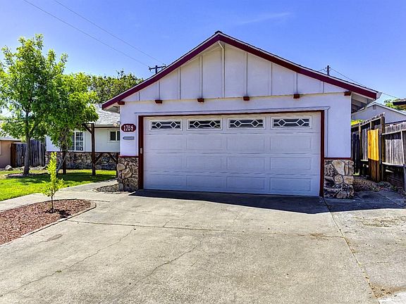 3rd image of 1784 Piedmont Way