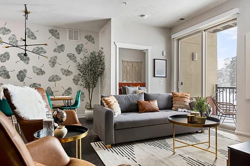 630 S Garfield Ave Photo 1