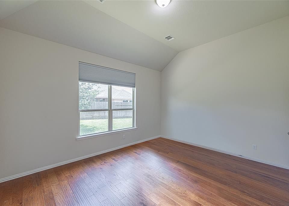 1st image of 19707 Terrace Cliff Ct