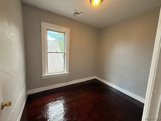 198 Mackinaw St — Photo 10
