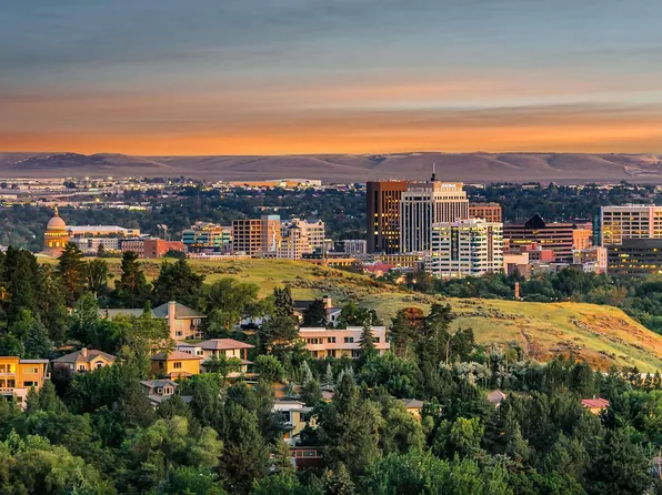 3685 N Capitol View Ln, Garden City, ID 83714