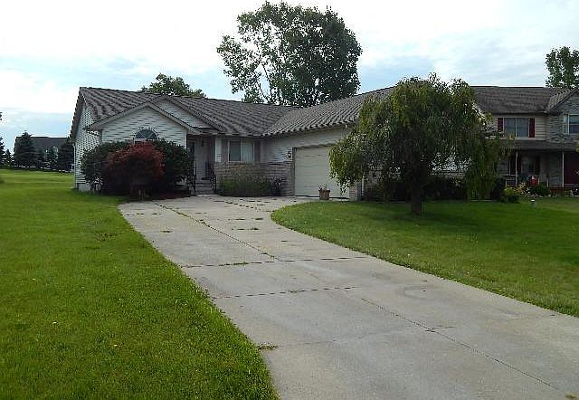 1st image of 298 Mansfield Dr
