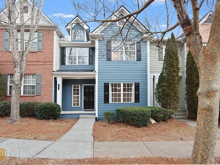 512 Blossom Way — Photo 2