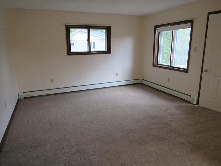 38 Hyde Park Dr #C — Photo 11