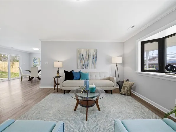 325 Appian Ave, Virginia Beach, VA 23452