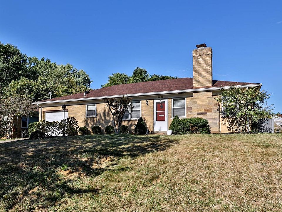 1st image of 2665 Bonnie Dr