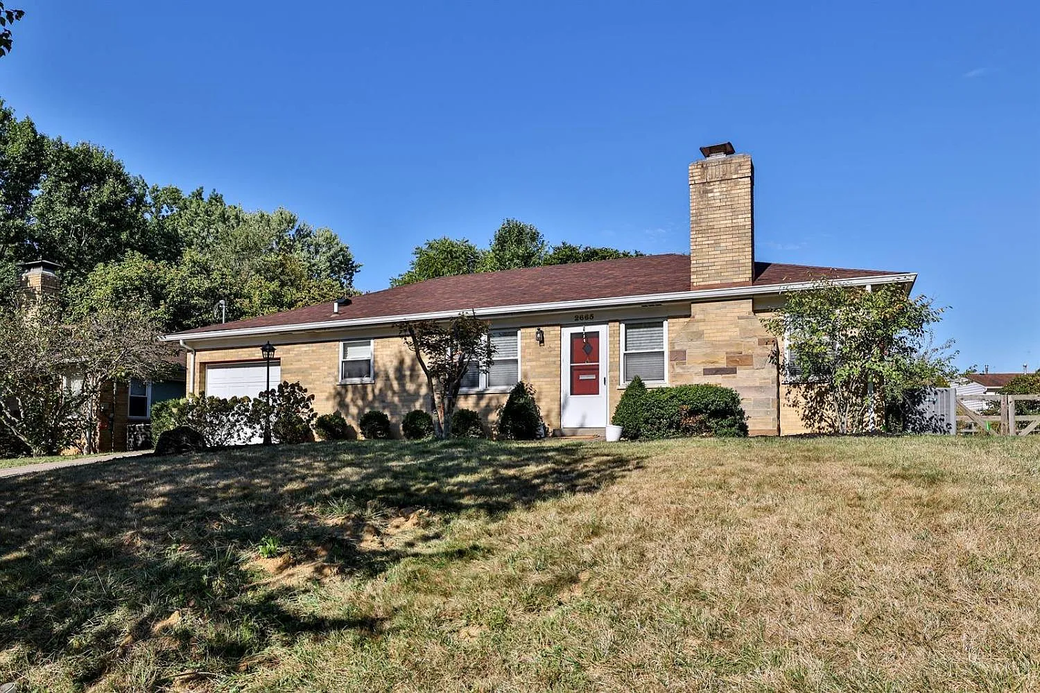 2665 Bonnie Dr photo 1