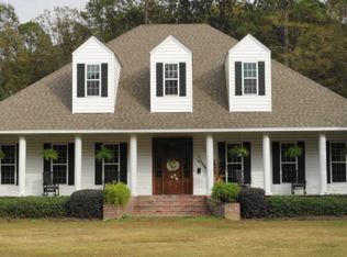 12530 Lazy Oaks Dr, Bastrop, LA 71220