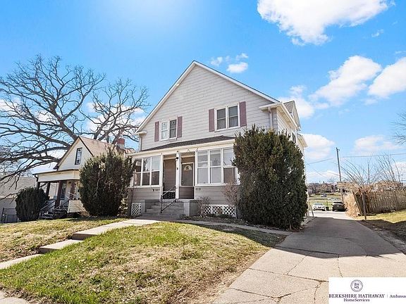 3rd image of 818 S 27th St