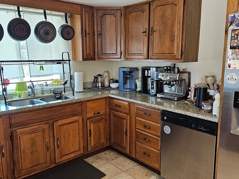 7102 Mohawk St — Photo 31