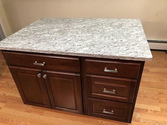 New island with granite top