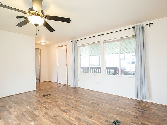 5th image of 296 Island Aire Dr Unit 16
