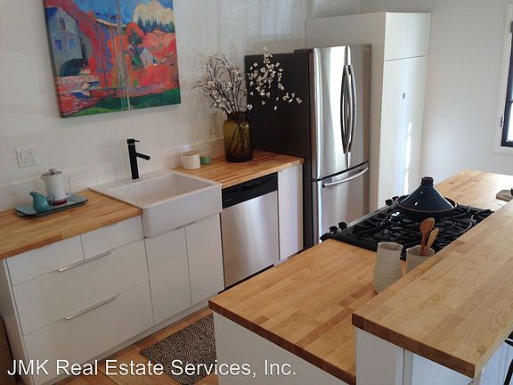5th image of 414 N Curson Ave APT 200