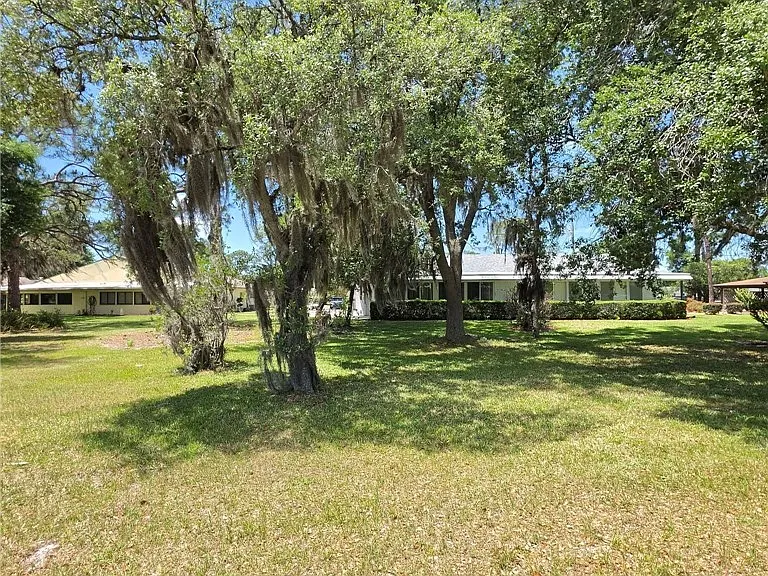 2702 Golf Hammock Dr — Photo 24