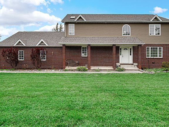 2nd image of 649 Yellowstone Dr