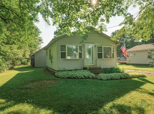 495 S Market St, Cape Vincent, NY 13618