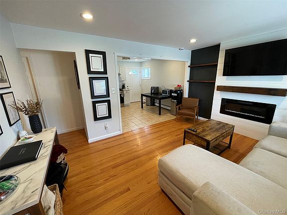 4th image of 36 34th Street