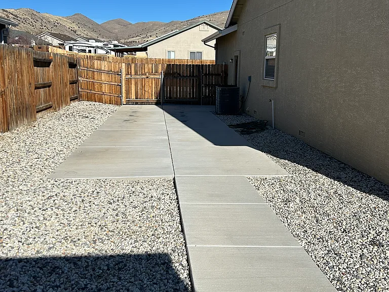 20980 White Rock Dr — Photo 4