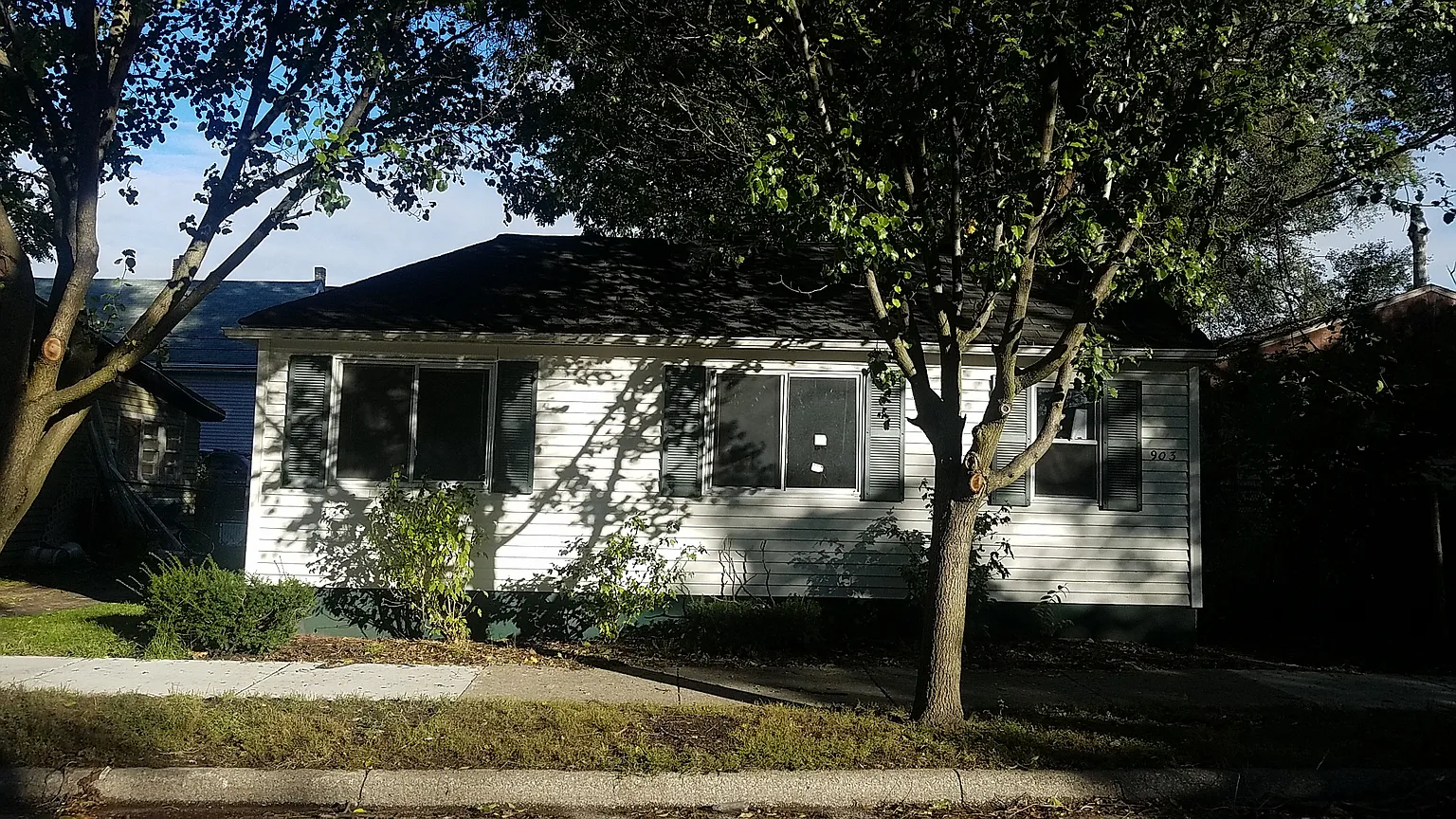 903 Ann St photo 1