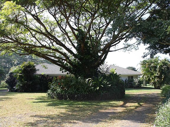 2nd image of 4646-C Kahiliholo Rd