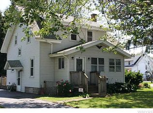 5635 Bowmiller Rd, Lockport, NY 14094