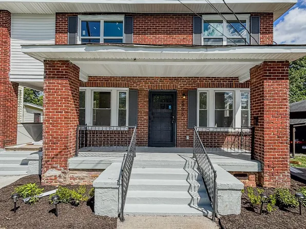 3838 Speedway Cir, Knoxville, TN 37914