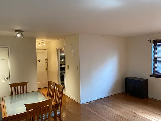 Sold by MJR Real Estate | media 20