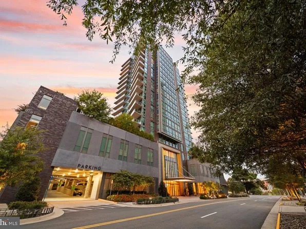7887 Jones Branch Dr Unit Penthouse 1904, McLean, VA 22102
