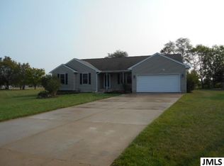 5352 Goedert Dr, Tecumseh, MI 49286