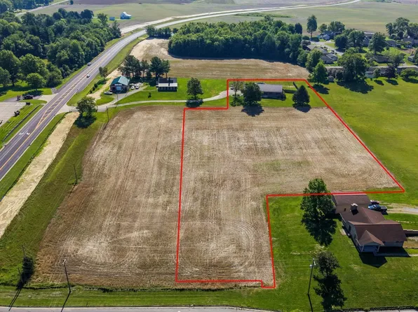 1802 N Ewing St, Seymour, IN 47274