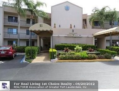 2nd image of 10430 E Clairmont Cir