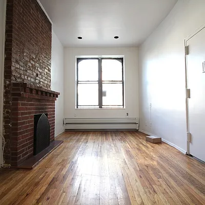 Rented by Loyal Realty NY Corp | media 9