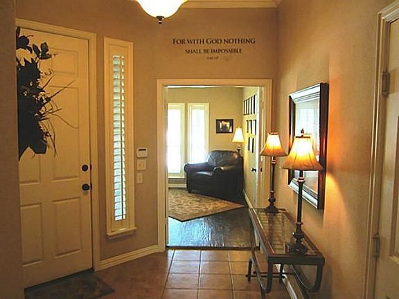 3rd image of 1612 Landon Ln