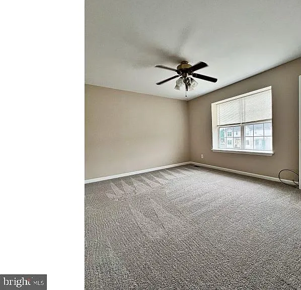 660 Widener Ln — Photo 6