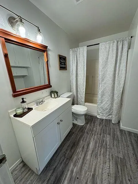 3 bed, 2.0 bath, 1200 sqft, $1,600 — Photo 4