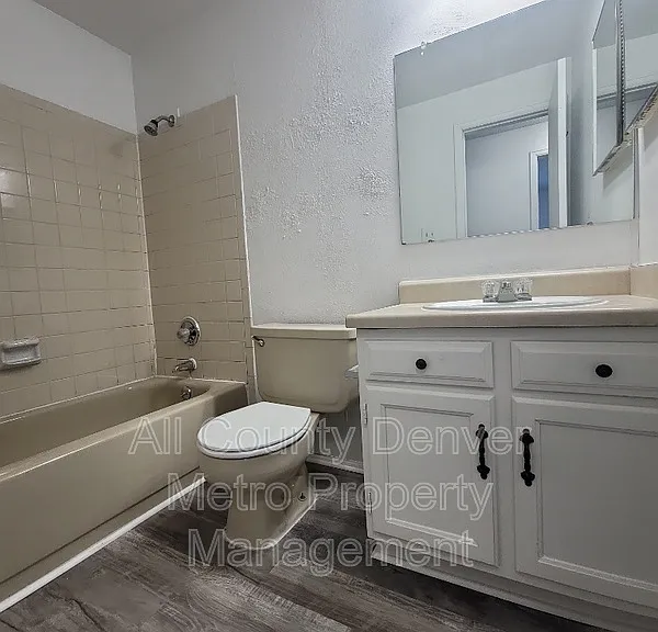 12151 Bellaire Pl — Photo 9