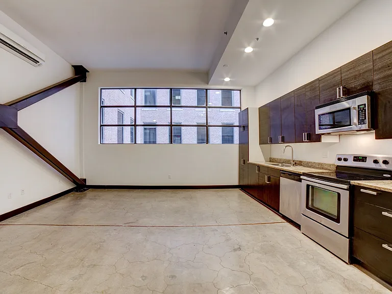 Vandever Lofts — Photo 50