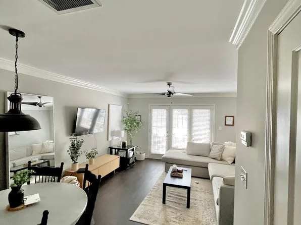 1336 Green Oaks Ln APT B, Charlotte, NC 28205