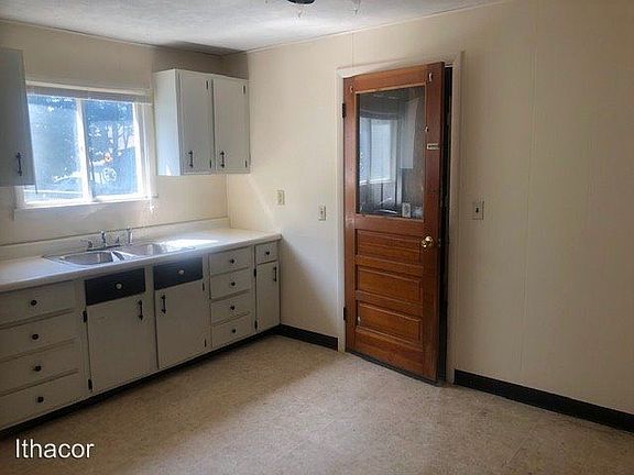 3rd image of 12 Rickard St #1