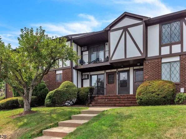 79 Farm Rd #A, Hillsborough Twp., NJ 08844